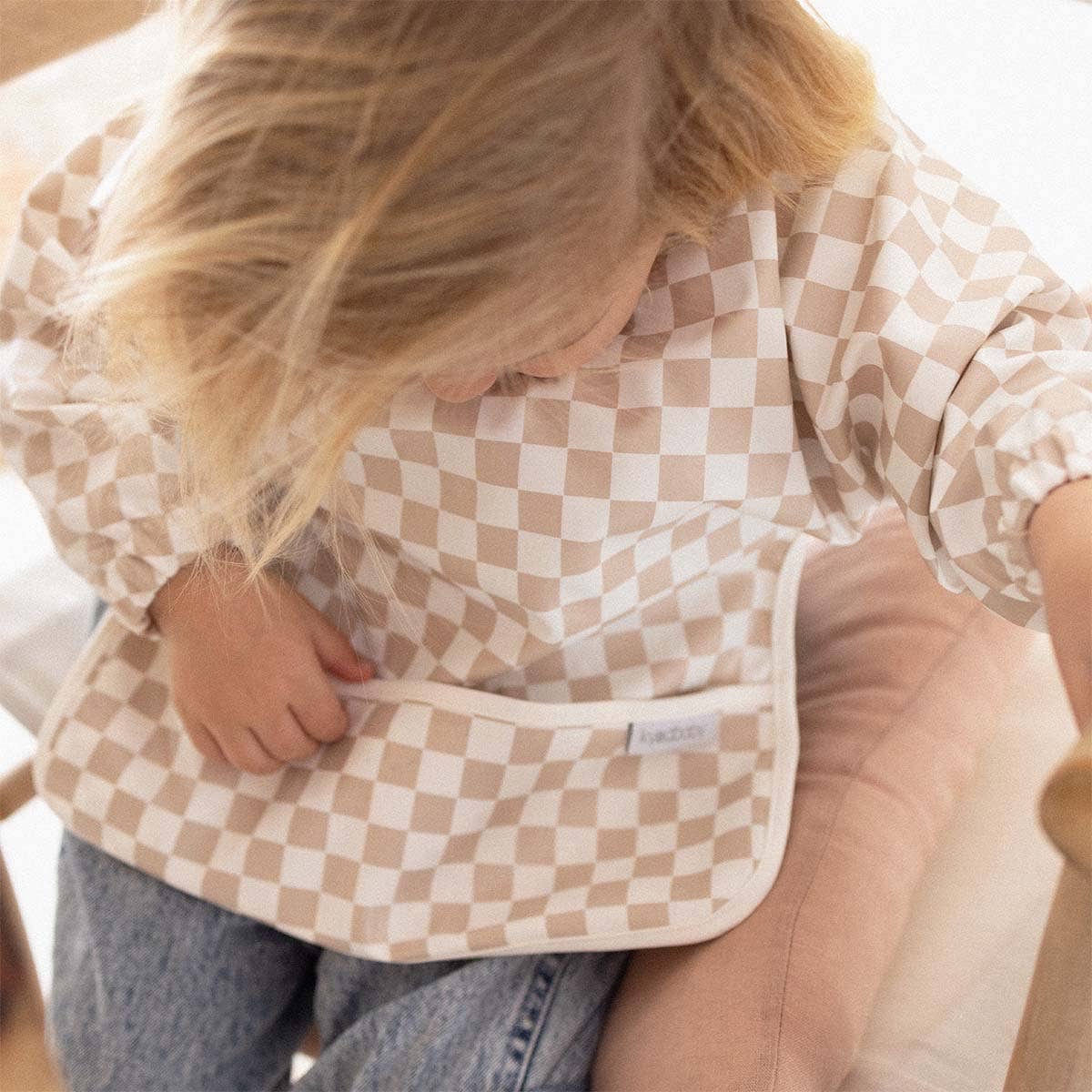 Kynd Messy Bib - Gingham
