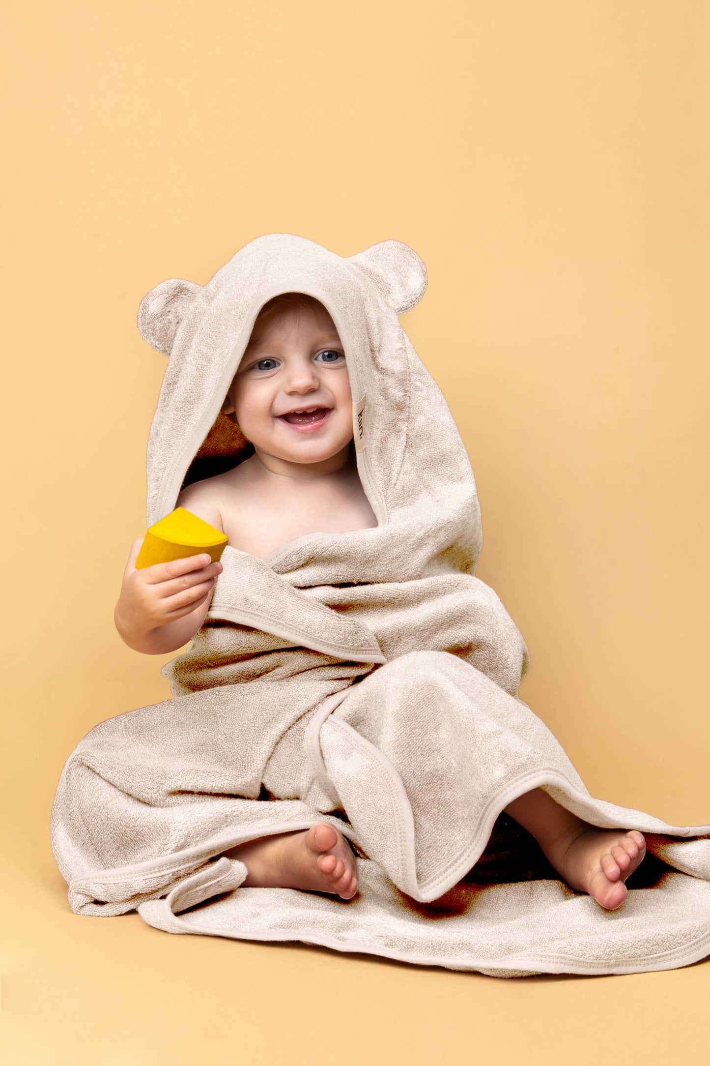Kiin Hooded Towel
