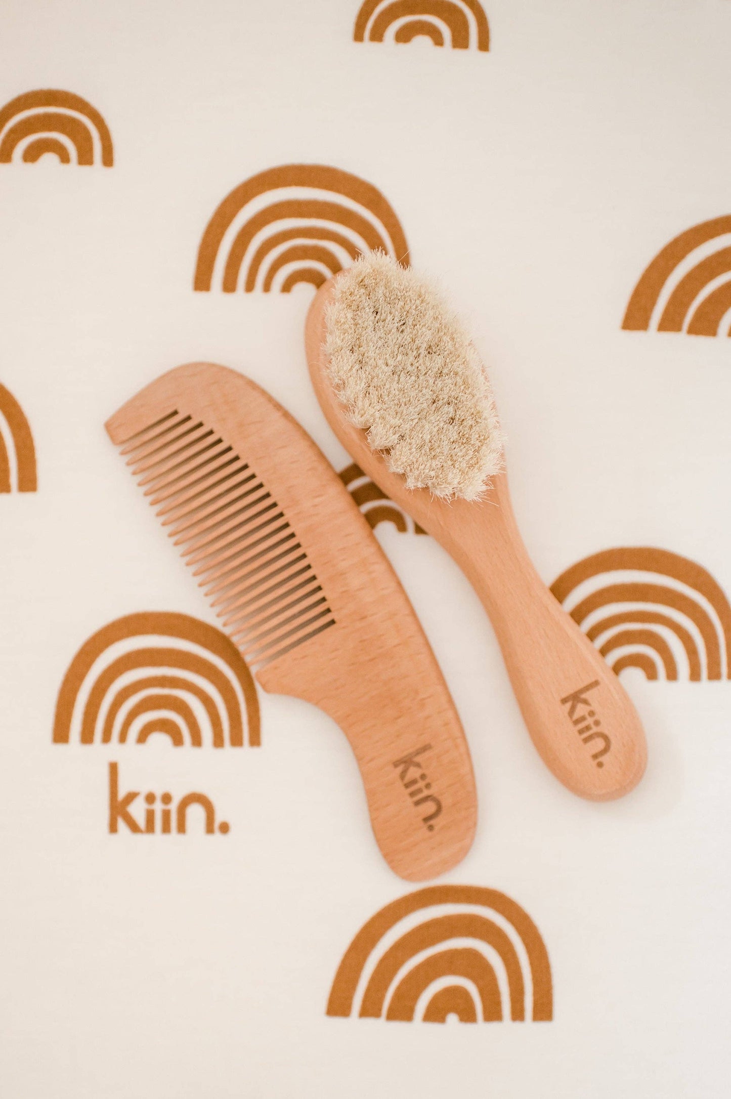 Kiin Wooden Baby Brush + Comb Set