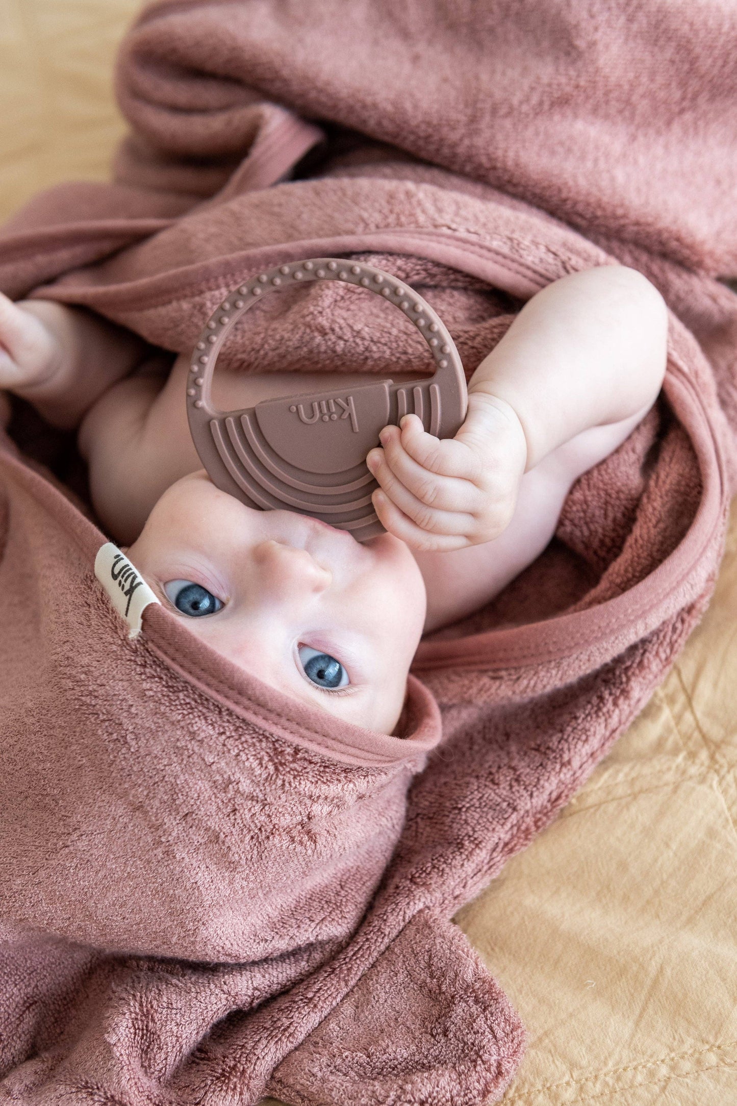 Kiin Hooded Towel